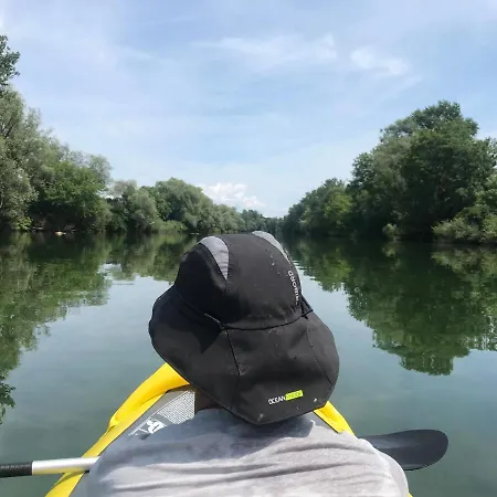 Vineyard With Private Jacuzzi
