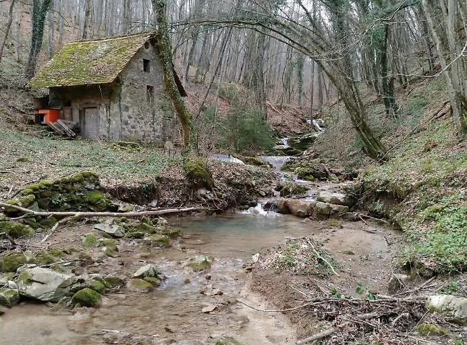 Vineyard With Private Jacuzzi Дом отдыха