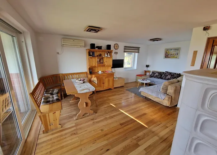 Дом отдыха Vineyard With Private Jacuzzi Метлика